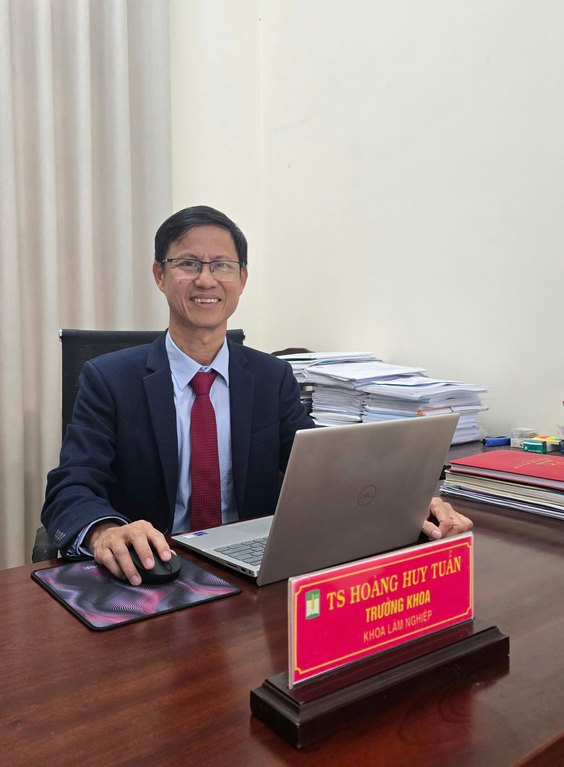 Hoàng Huy Tuấn